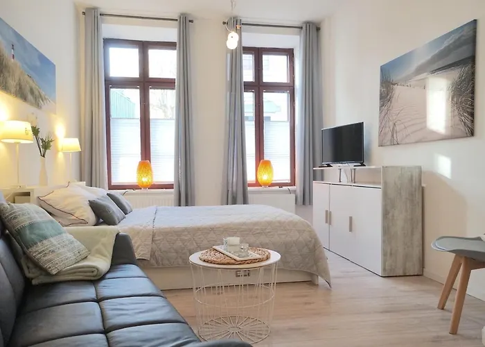 Thor Am Schleswiger Dom Schleswig